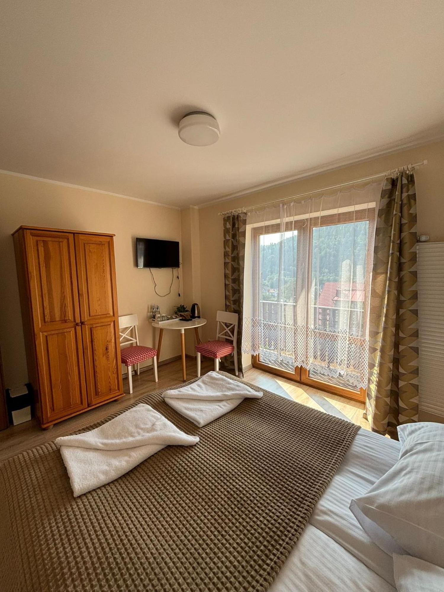 Jasminowe Ogrody Bed & Breakfast ชเจอร์ค ภายนอก รูปภาพ